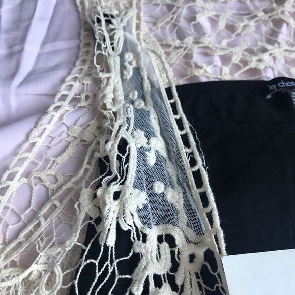 Cream Knitted Cover - Picture 2 of 4